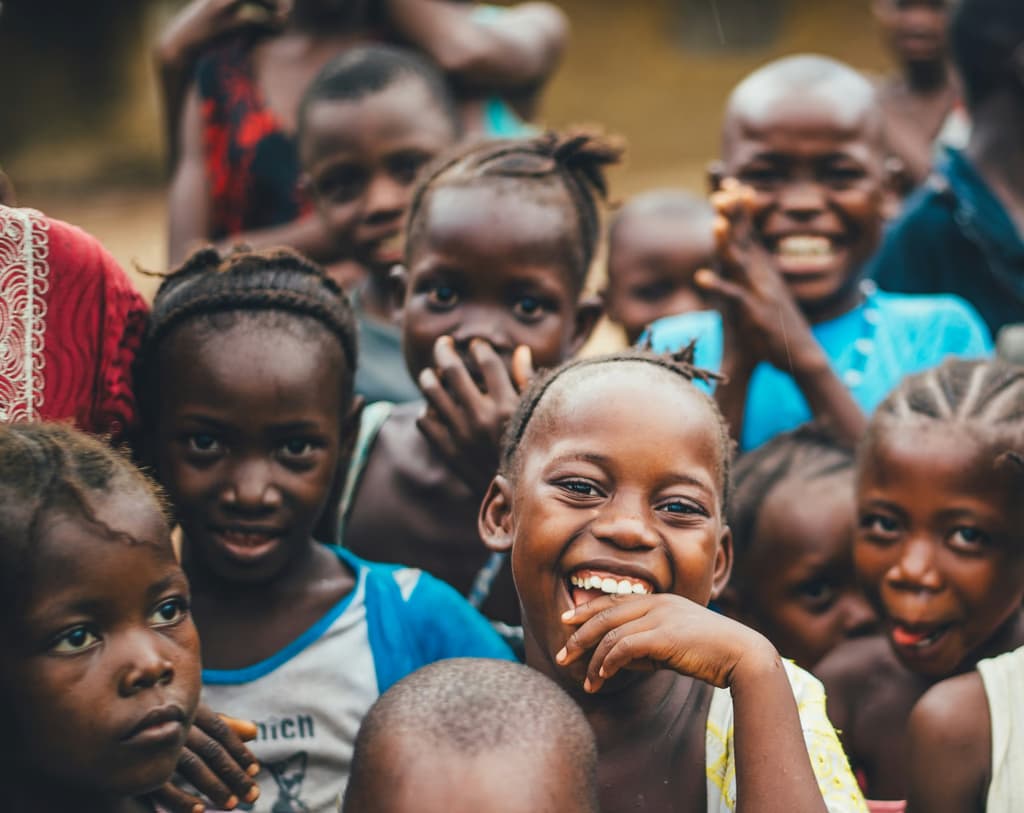 FrameGiving community children